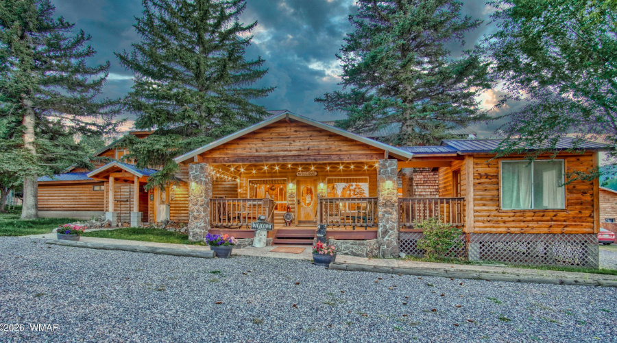 Lodge Front 3