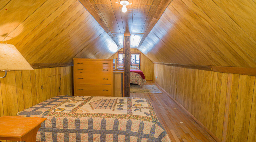 181 Park upstairs bedroom 3