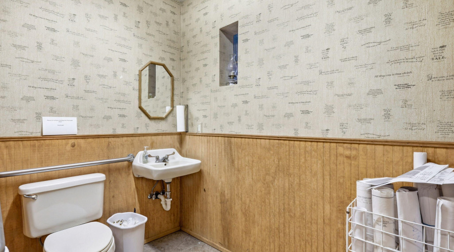 103MainSt-Greer-AZ-23