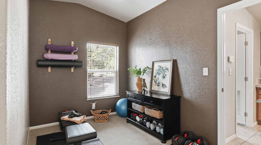 Master bdrm sitting area
