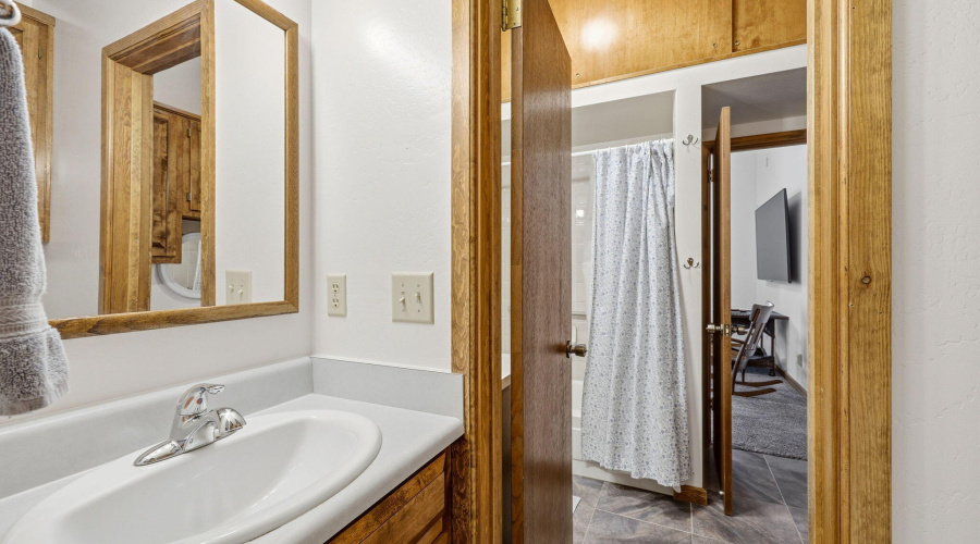 1041WhiteTailDr-ShowLow-AZ-26