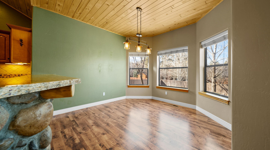 Bay Window Dining room