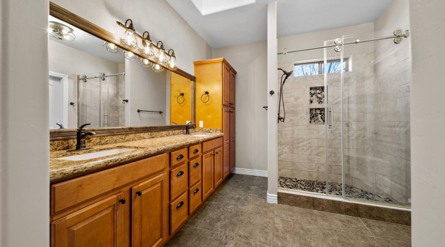 Dual Vanities and Custom Shower