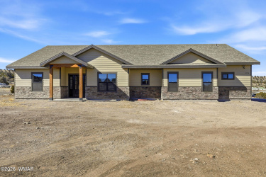 876 Marion Drive, Eagar, Arizona 85925, Bedrooms, ,Bathrooms,Residential,For Sale,Marion,259557