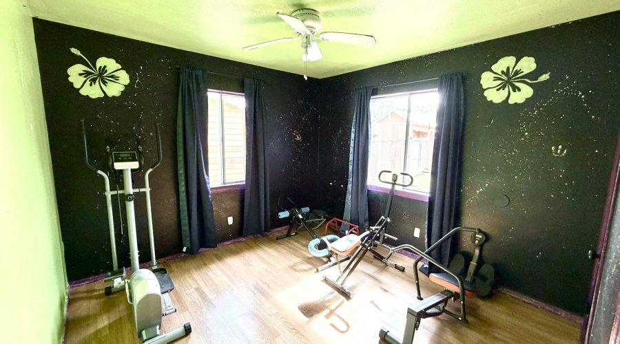 Guest bedroom 2