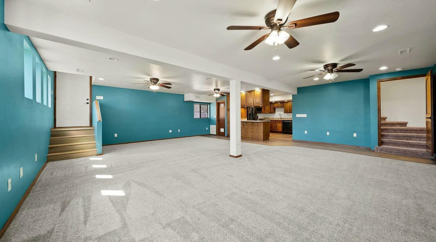 10 Downstairs Living Area