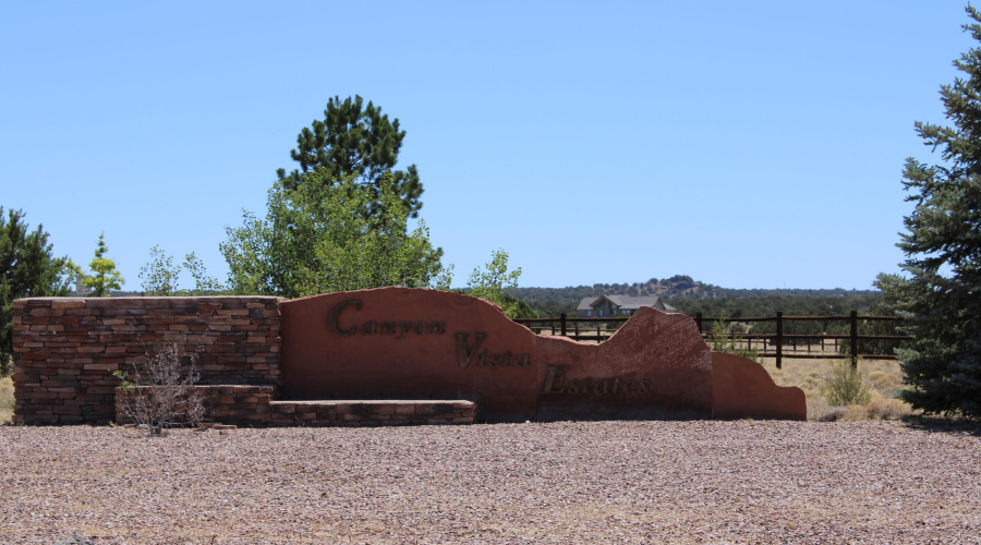 Canyon Vista Estates Entry (2)