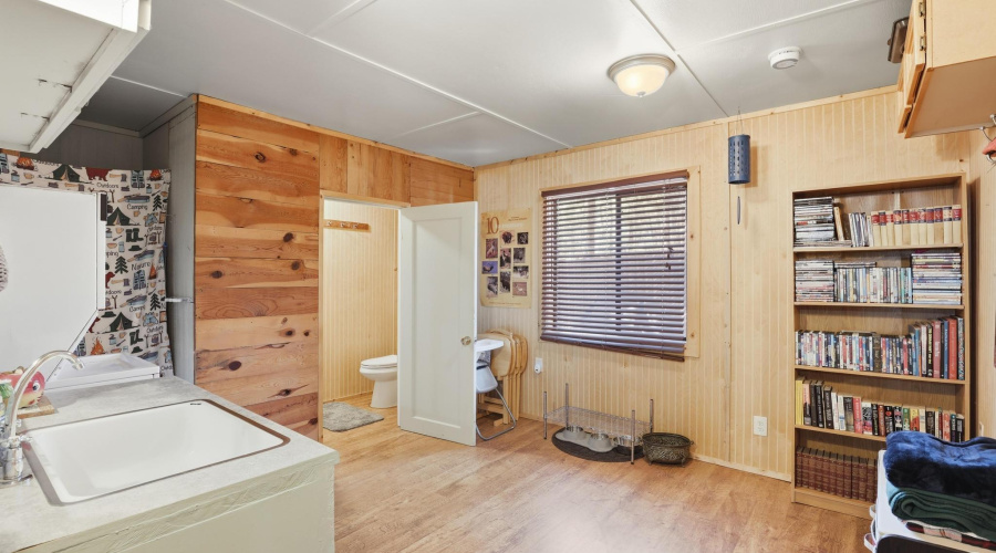 mead_ranch_2_houses_056
