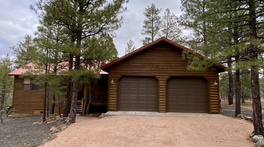 Attached Garage