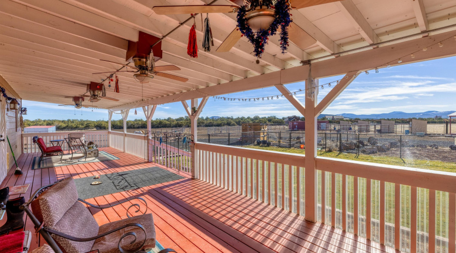 Covered back deck