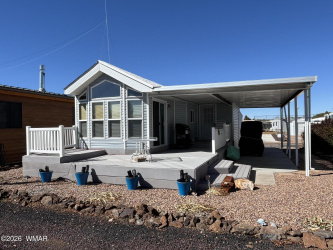 8287 Lake Shore Drive, Show Low, Arizona 85901, Bedrooms, ,Bathrooms,Residential,For Sale,Lake Shore,259646