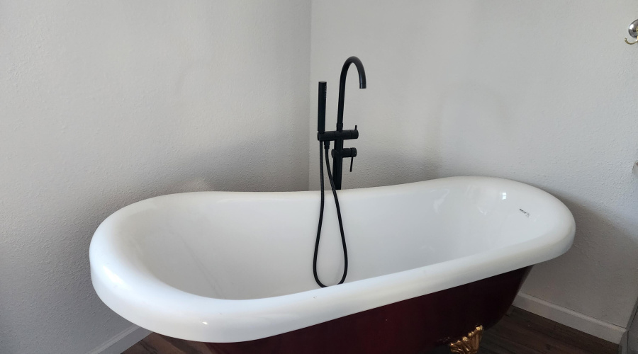 Soaking Tub