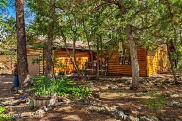 2253 Ridge Drive, Pinetop, Arizona 85935, Bedrooms, ,Bathrooms,Residential,For Sale,Ridge,259675