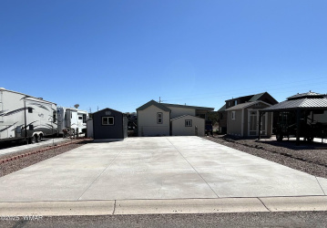 8205 Apache Way, Show Low, Arizona 85901, ,Land,For Sale,Apache,259682