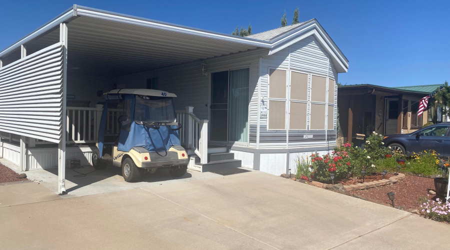 Lot 40 Main