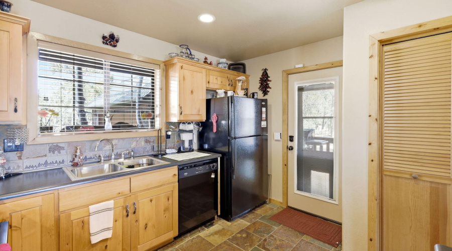 2337PumaCir-Overgaard-AZ-13