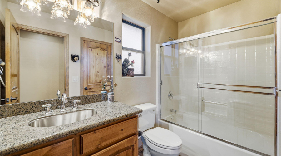 2750ColumbiaLn-OvergaardAZ-27