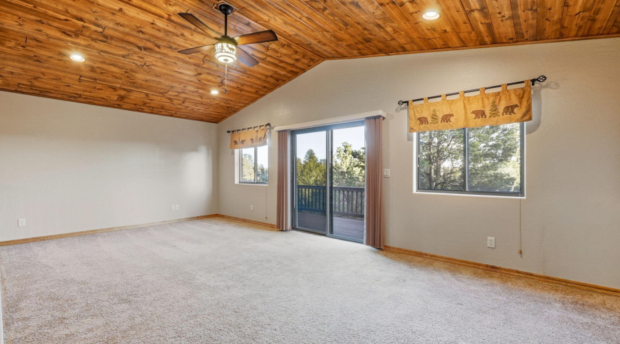 2750ColumbiaLn-OvergaardAZ-28