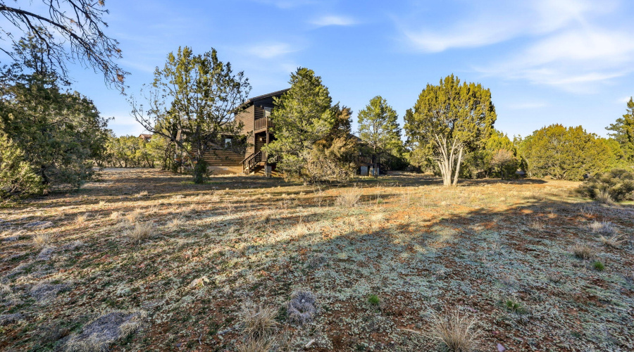 2750ColumbiaLn-OvergaardAZ-35