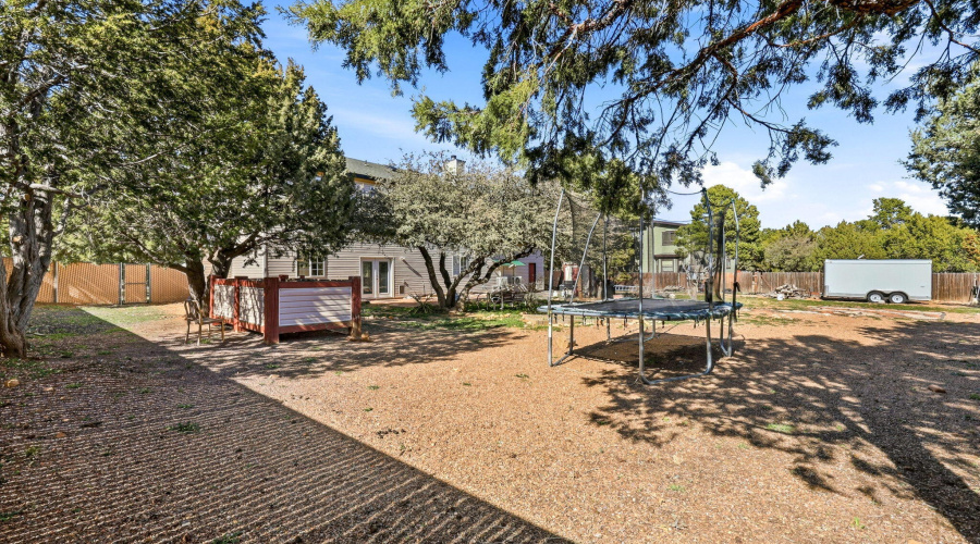 1549MainlineRd-HeberOvergaard-AZ-28