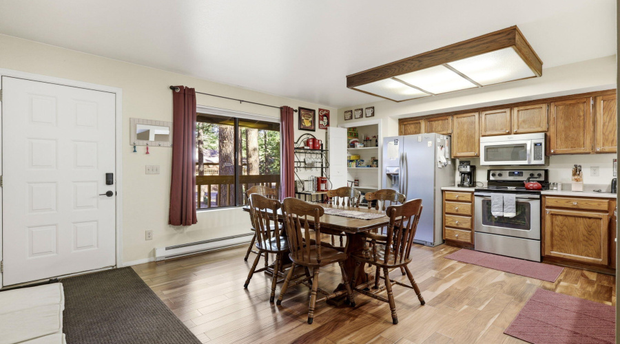 2582MustangCir9A-PinetopAZ-10