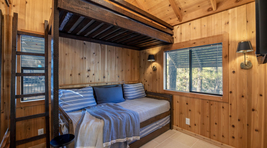 Bedroom Main Floor