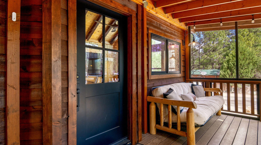 Screened Deck