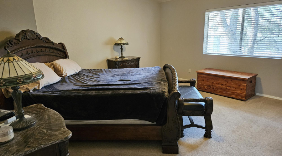 MAIN BEDROOM