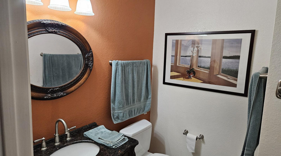 BATHROOM 2