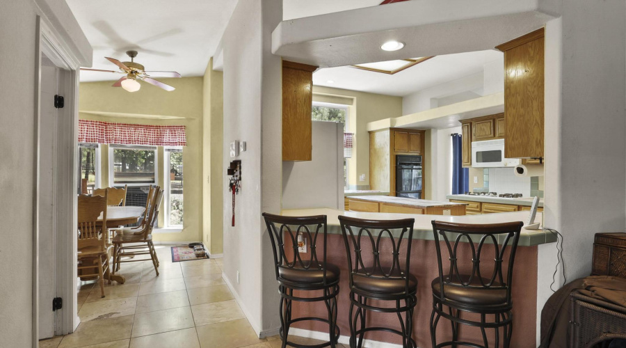 Breakfast Bar