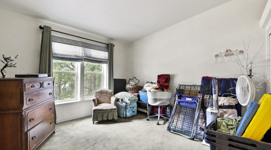 Bedroom - Office - Hobby Room