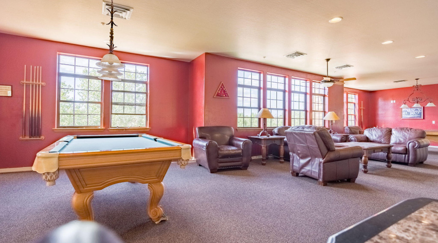 BILLIARD ROOM