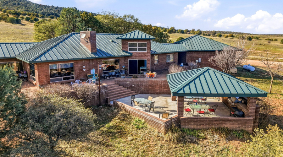 5 Acres 3250 SF Hm 1328 SF Garage