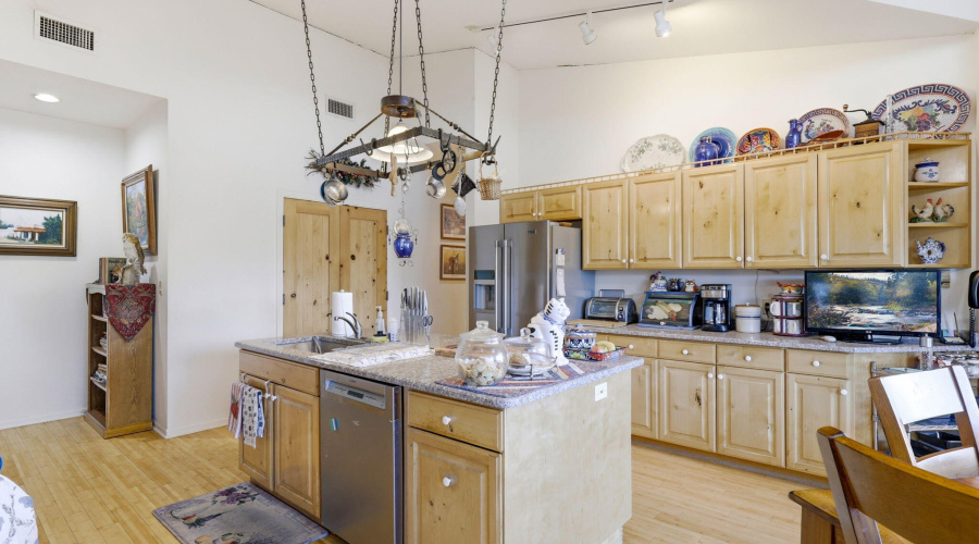 23 Kitchen N