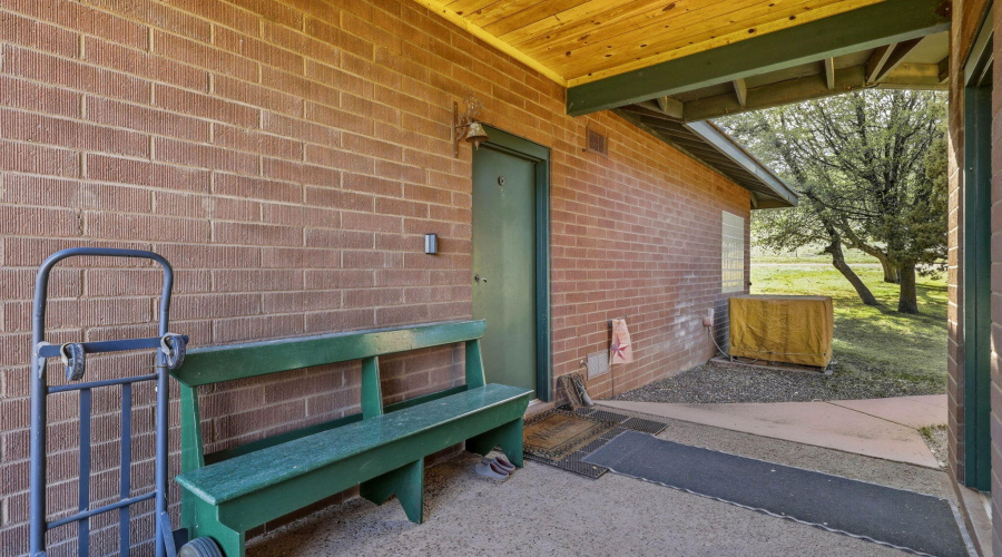 34 Breezeway betw Office & Garage