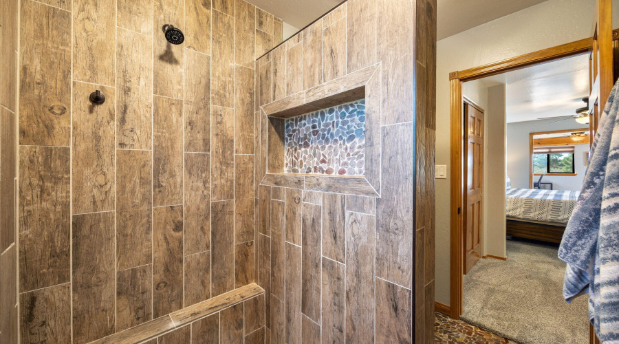 OWNERS BATH