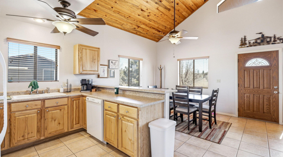 2246SitgreavesDr-HeberOvergaard-AZ-12