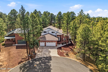 320 34th Drive, Show Low, Arizona 85901, Bedrooms, ,Bathrooms,Residential,For Sale,34th,259817