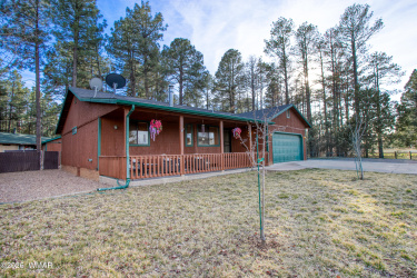 5381 Bear Run Road, Lakeside, Arizona 85929, Bedrooms, ,Bathrooms,Residential,For Sale,Bear Run,259806