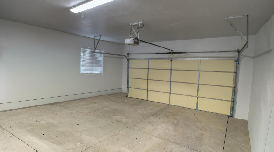 2-Car Garage