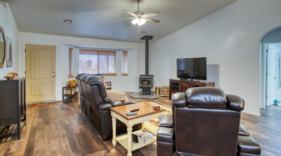Living Area 3