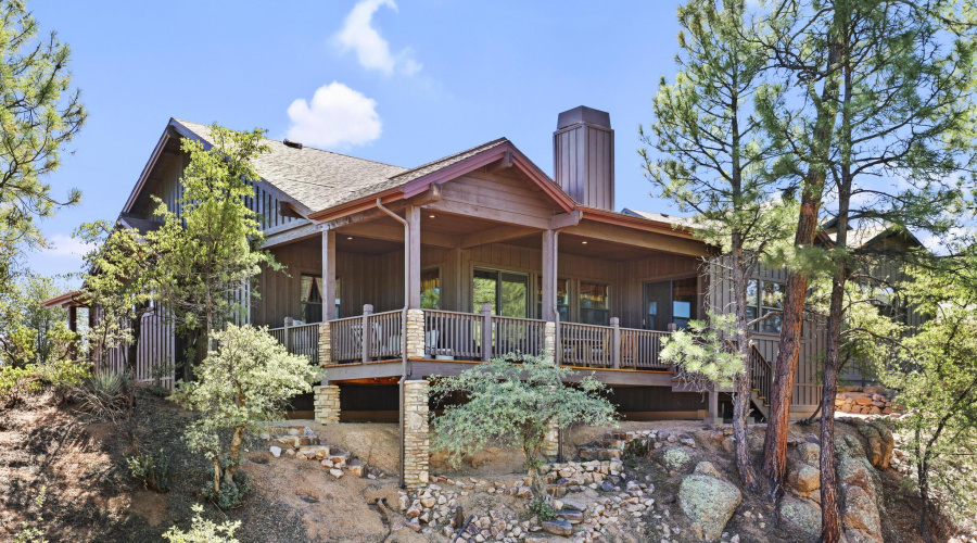1E0A0589