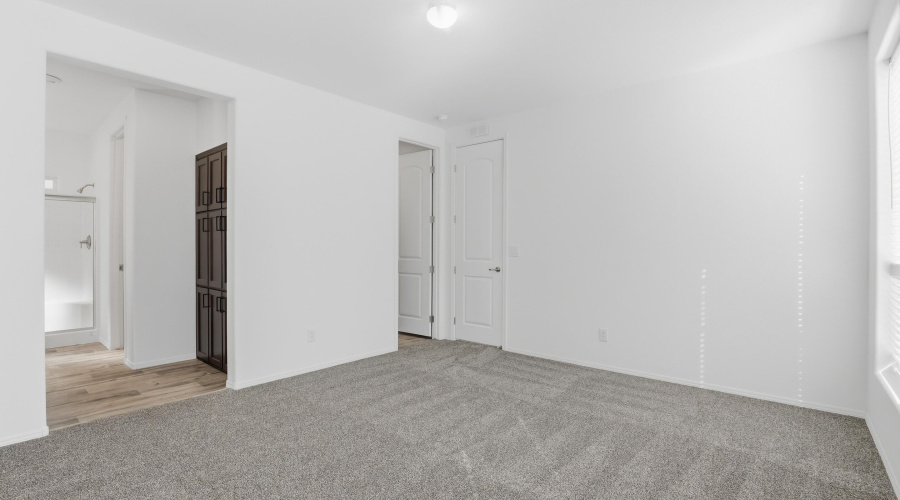 Master Bedroom (2)
