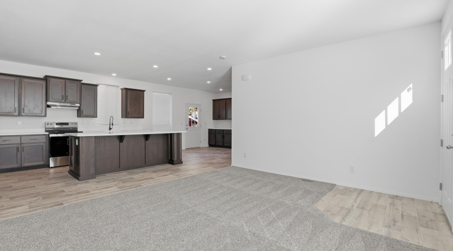 Living Room (3)