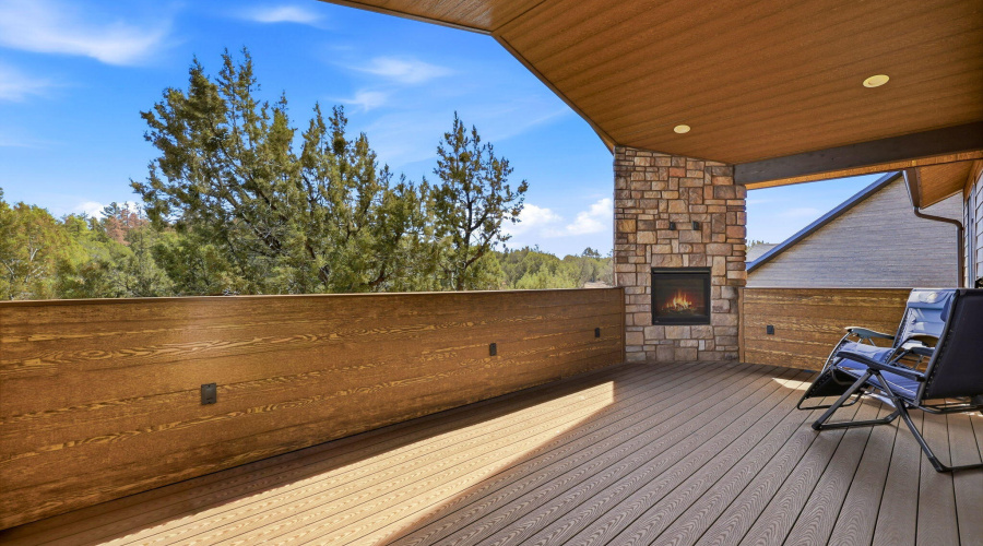 Back Upper Deck