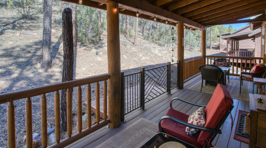 Large Covered Rear Deck in the Pines