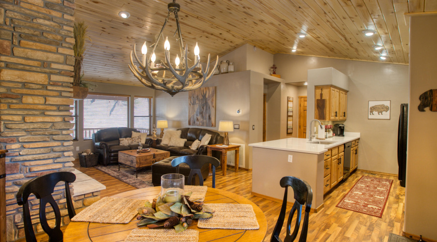 Enter this Beautiful Cabin