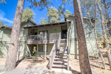 4568 Resort Loop, Pinetop, Arizona 85935, Bedrooms, ,Bathrooms,Residential,For Sale,Resort,259862