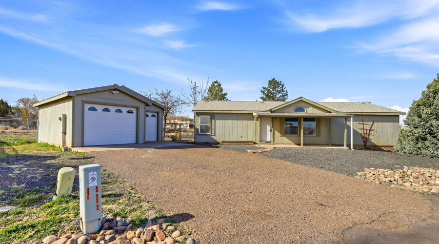 3077 Park Plaza, Snowflake