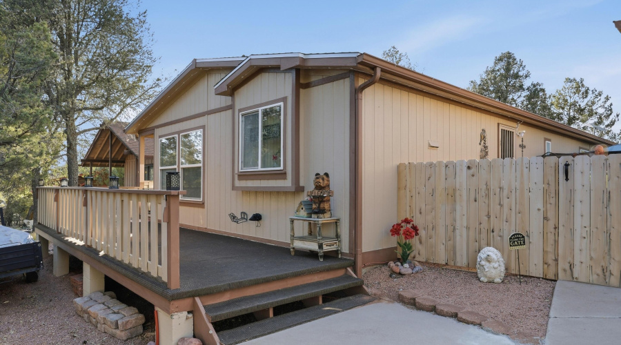 mls-Manzanita_001